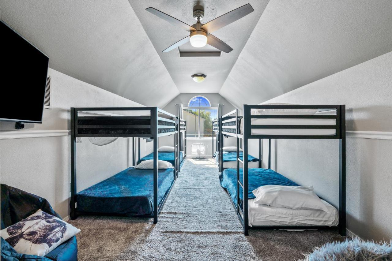 Southwestern Style 4 Bedroom Nampa Home Sleeps 16! Екстериор снимка